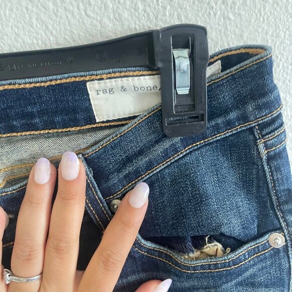 Rag & Bone Size 26 Skinny 98% Cotton Skinny Jean - Picture 2 of 7